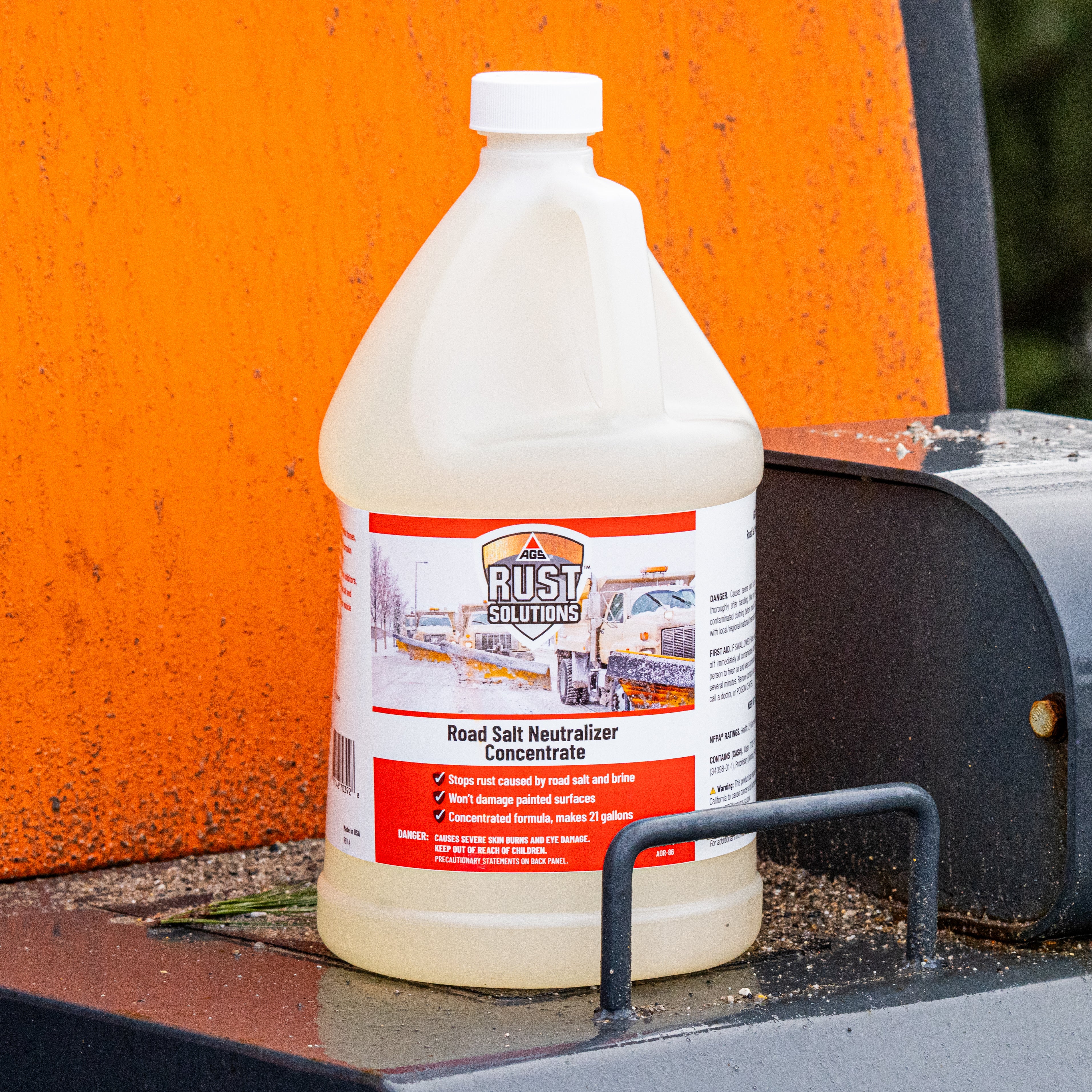 Salt Neutralizer Concentrate, Gallon - Image 6