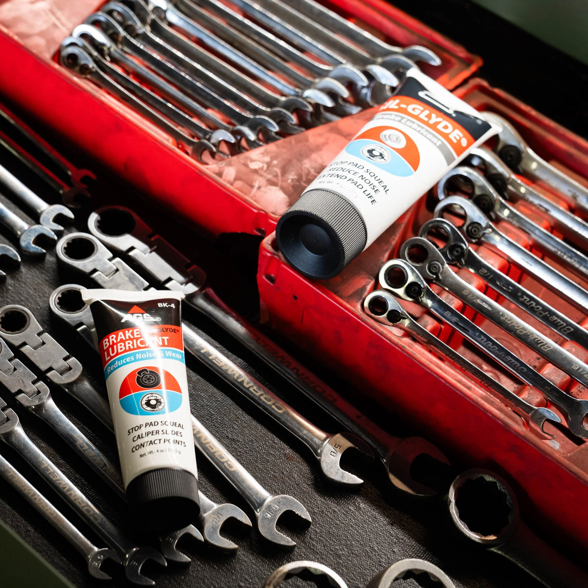 Sil-Glyde Silicone Brake Lubricant - Image 6